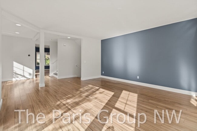 Building Photo - Marvelous Madison Valley Home * Central A/...