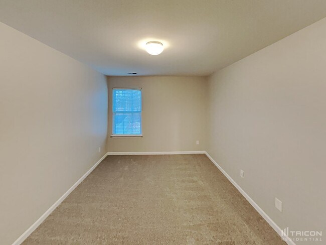 Building Photo - 232 Taylors Landing Ave