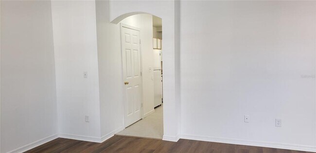 Building Photo - 6138 Olivedale Dr
