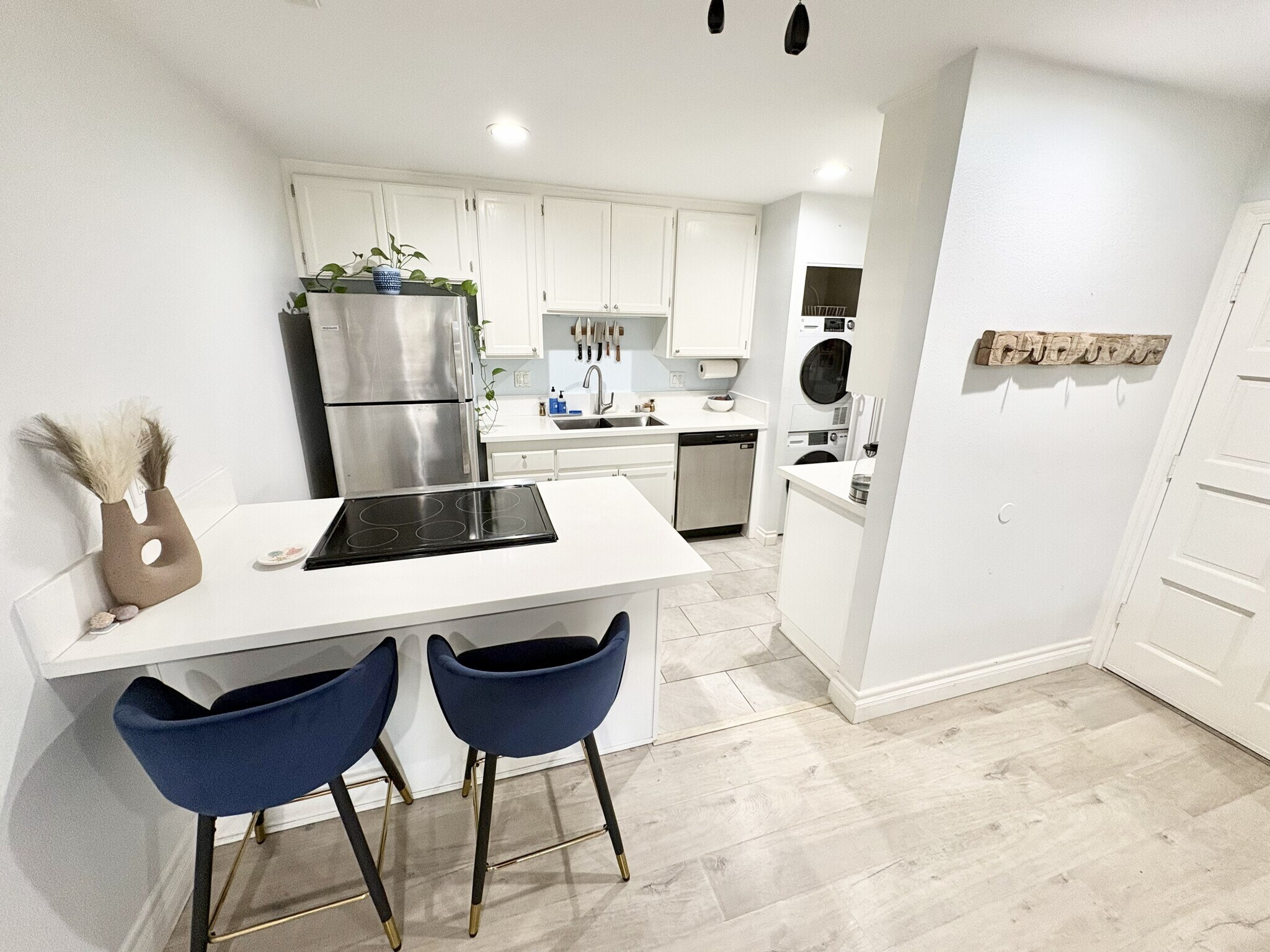 Building Photo - 2362 Hosp Way