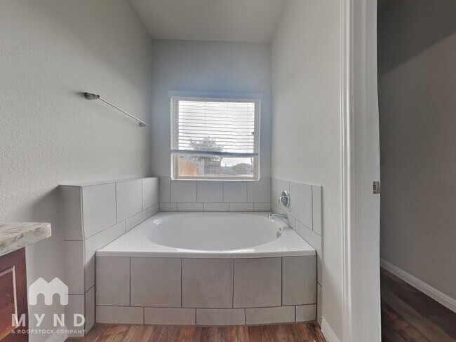 Building Photo - 317 Rusk Bluff Ave