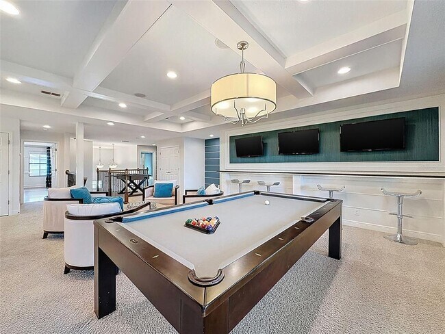 Building Photo - 10701 Laurel Vista Way