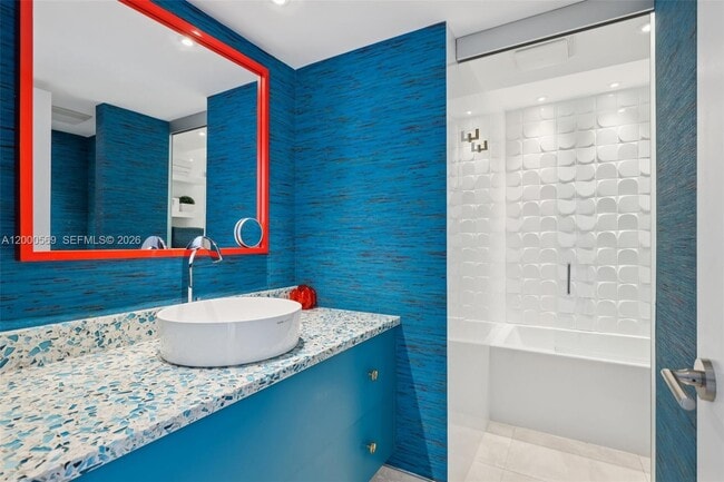 Building Photo - 10275 Collins Ave