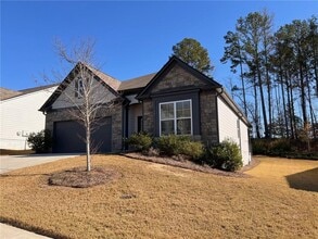 Building Photo - 76 Wayside Terrace