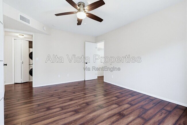 Building Photo - 4204 3rd Avenue
