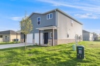 Building Photo - Modern Living in Bentonville: 3 Bed, 2.5 B...