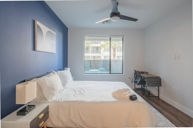 Building Photo - 701 W Rio Salado Pkwy