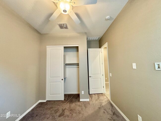 Building Photo - 2575 S Quaintance St