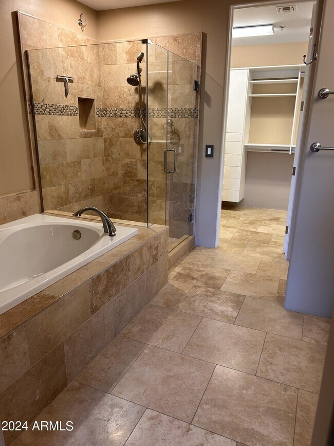 Building Photo - 36600 N Cave Creek Rd