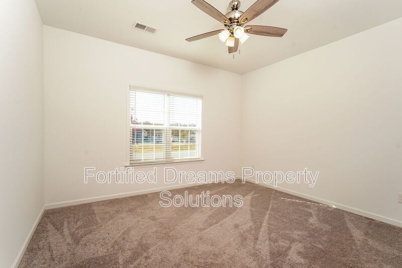 Building Photo - 254 Tally Mdw Ct