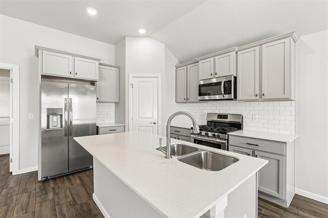 Building Photo - 12008 Brinley Reign Dr