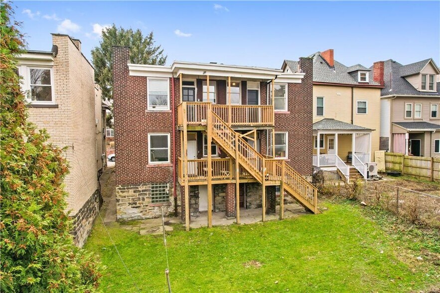 Back of building - 1512 Orchlee St