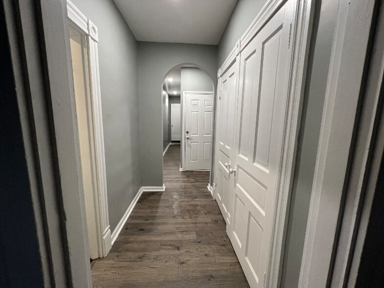 Building Photo - 3537 Fleming Ave