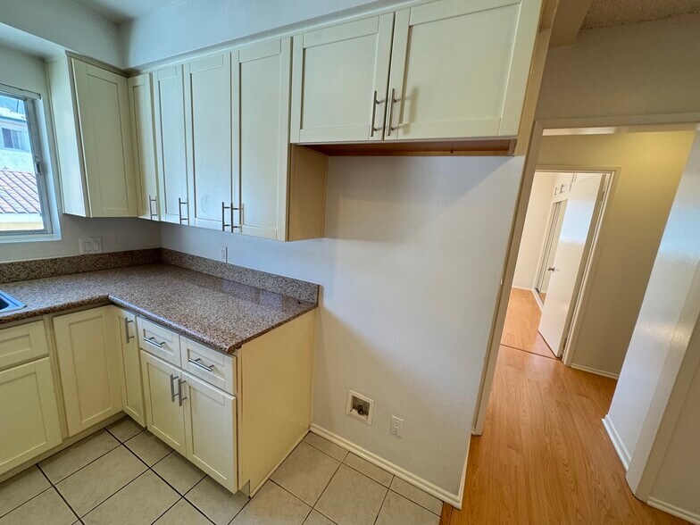 Building Photo - 1152 Ruberta Ave