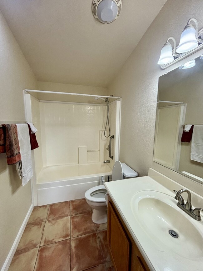 Building Photo - 10389 N Ponderosa Way