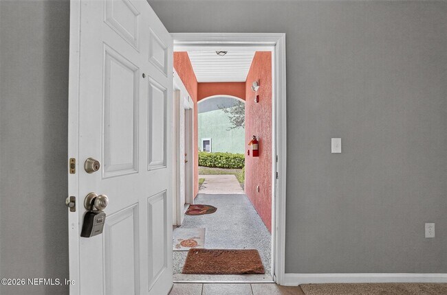 Building Photo - 13851 Herons Landing Way