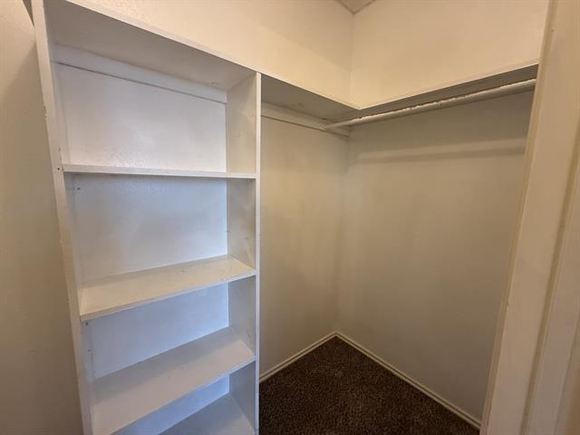 Building Photo - 816 Summit Dr