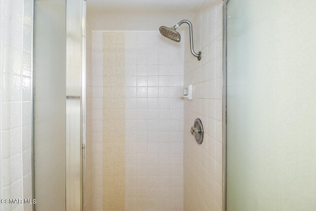 Building Photo - 4082 Avenida Verano