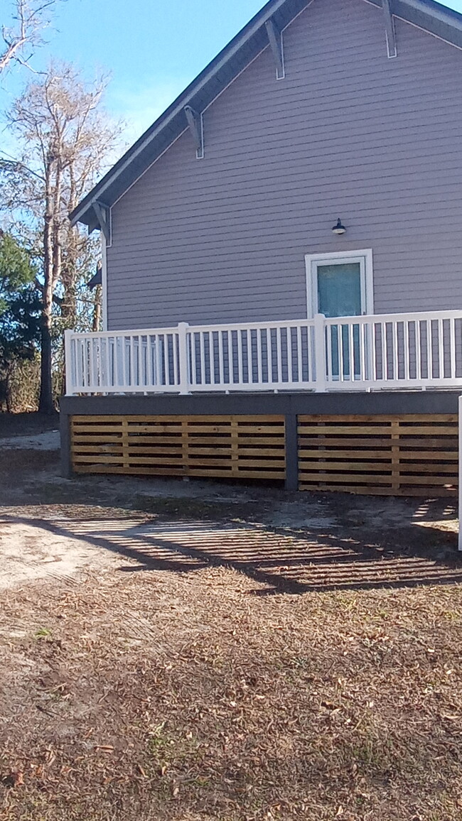 10x20 brand new deck with vinyl clad railings and handrails - 9577 Highway 90