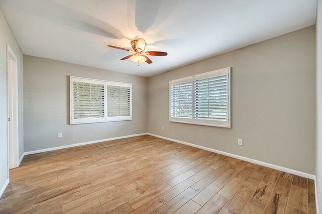 Building Photo - 1759 Azalea Ln