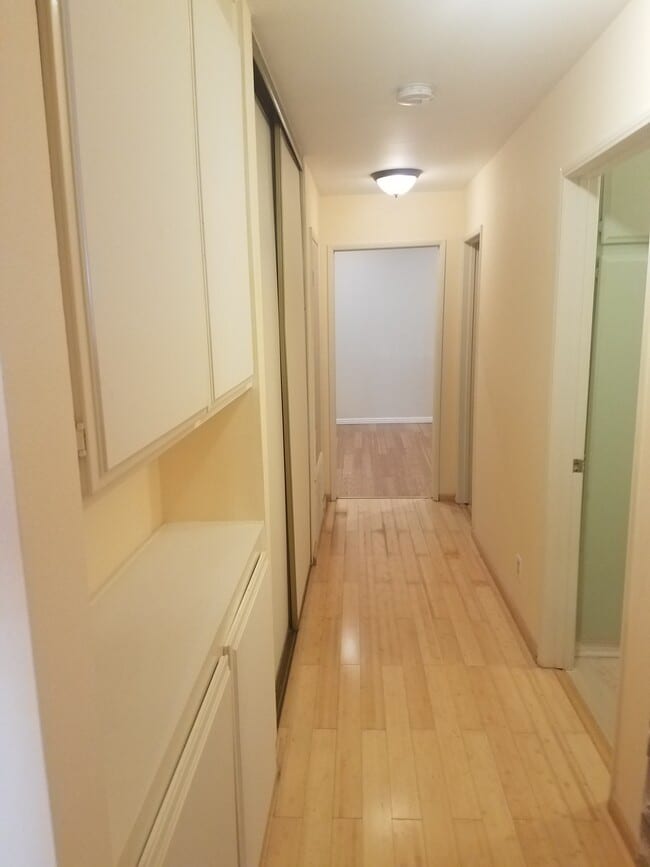 Building Photo - 311 Bora Bora Way