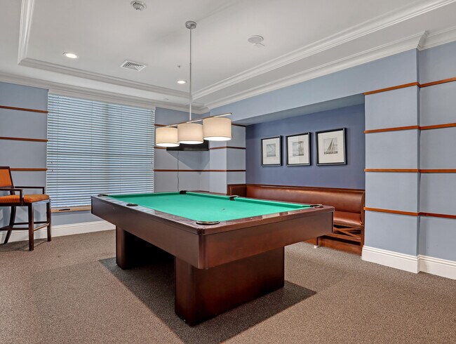 Building Photo - 700 E Boynton Beach Blvd