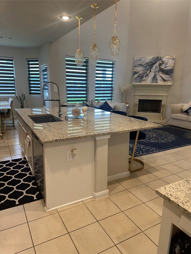 Building Photo - 1617 Darwin Cedar Dr