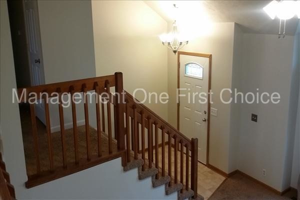 Building Photo - Multi-level home near Offutt AFB