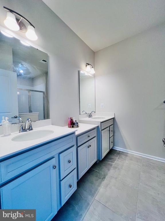 Building Photo - 9212 Edenderry Dr