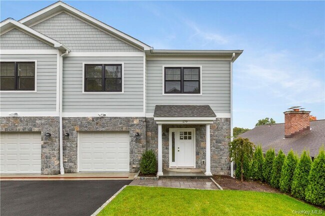 Building Photo - 179 Adelphi Ave