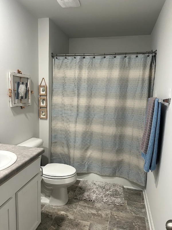 Building Photo - 6189 Whitewater Dr