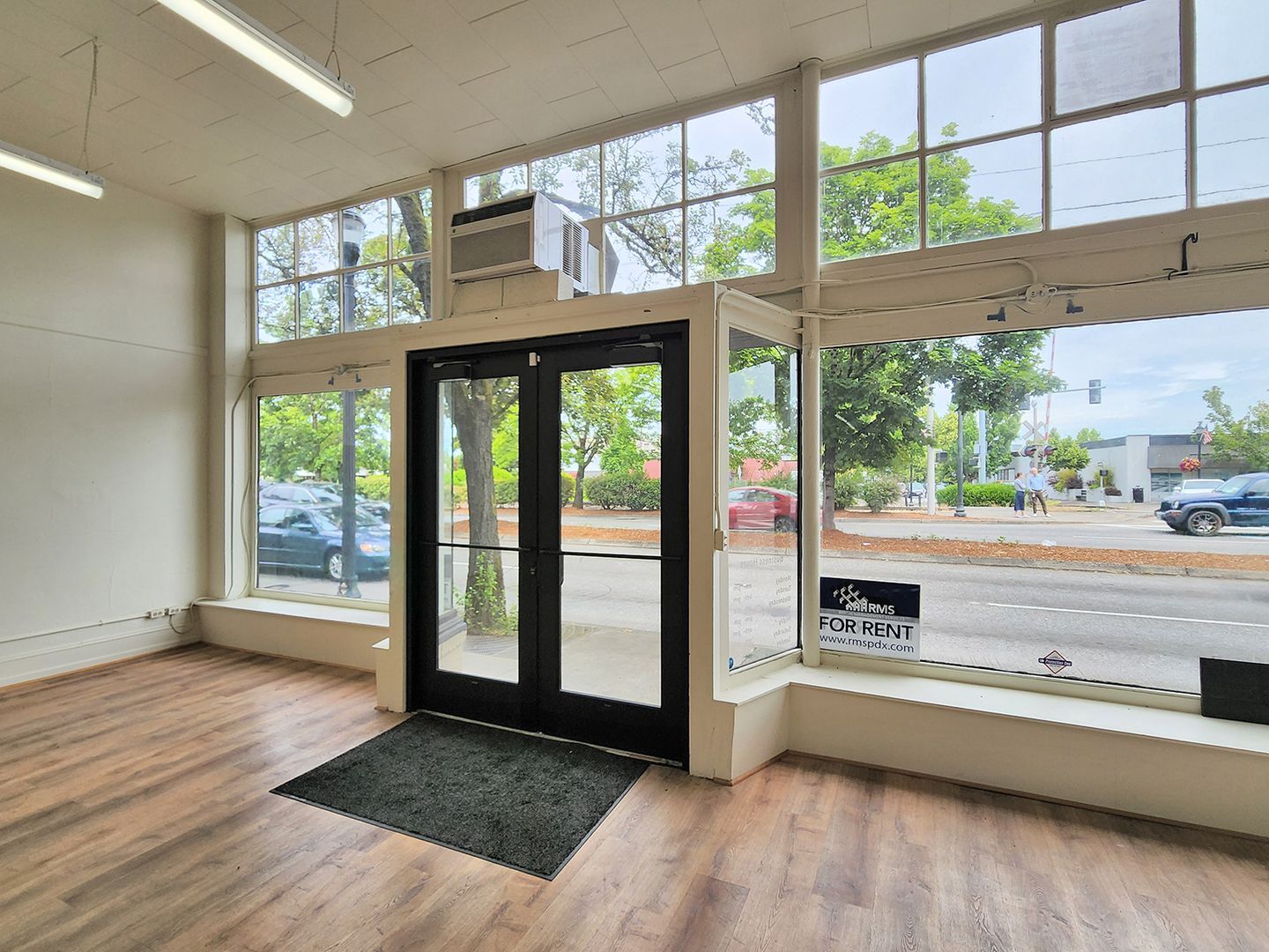 Building Photo - 12610 SW Farmington Rd