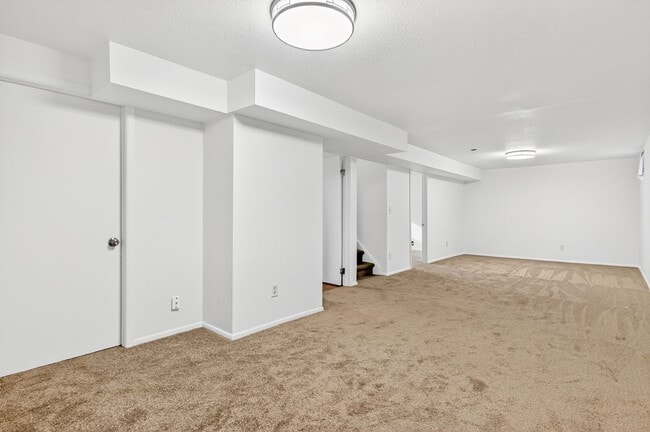 Building Photo - Newly Remodelled 3-Bed, 2-Bath Home Near Sloan’s Lake