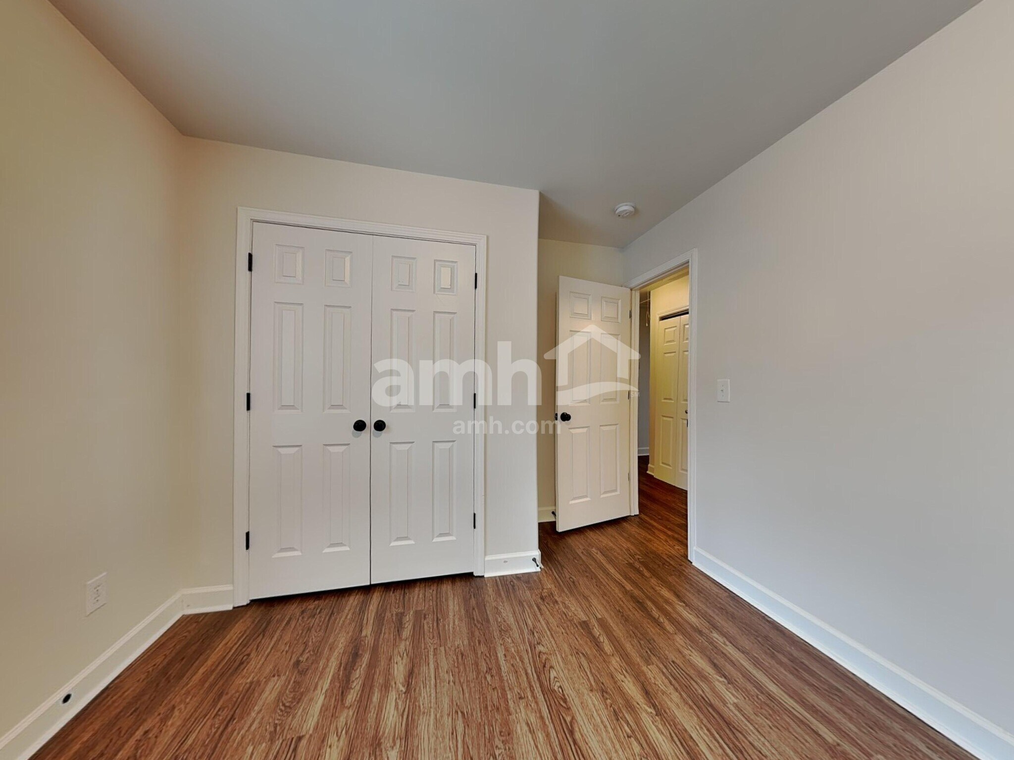 Building Photo - 6677 Springfield Village Ln