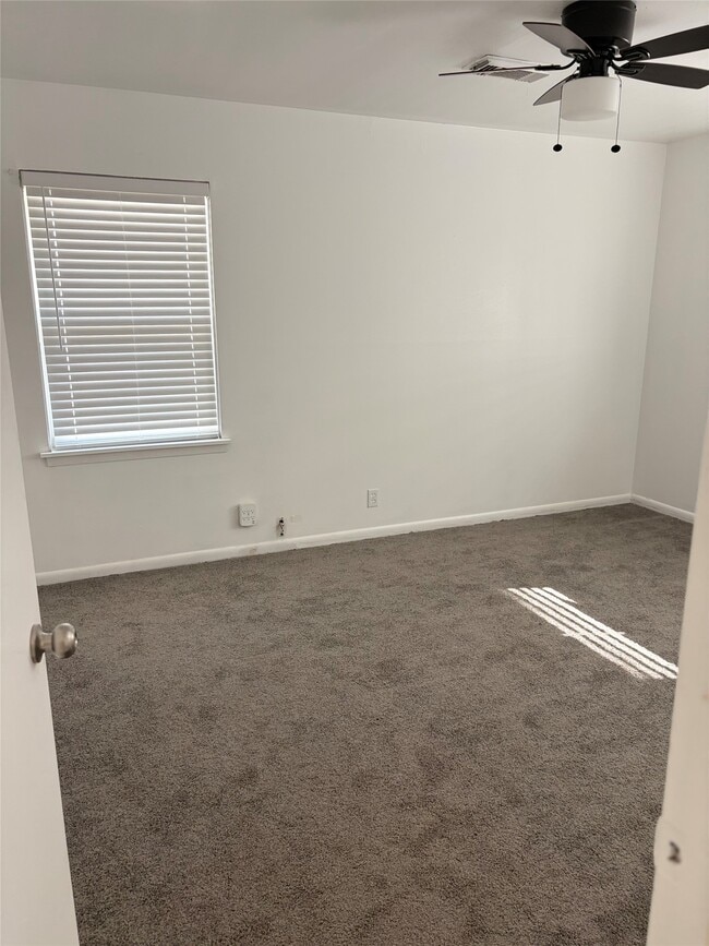 Building Photo - 4110 Wuthering Heights Dr