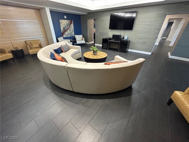 Building Photo - 200 W Sahara Ave