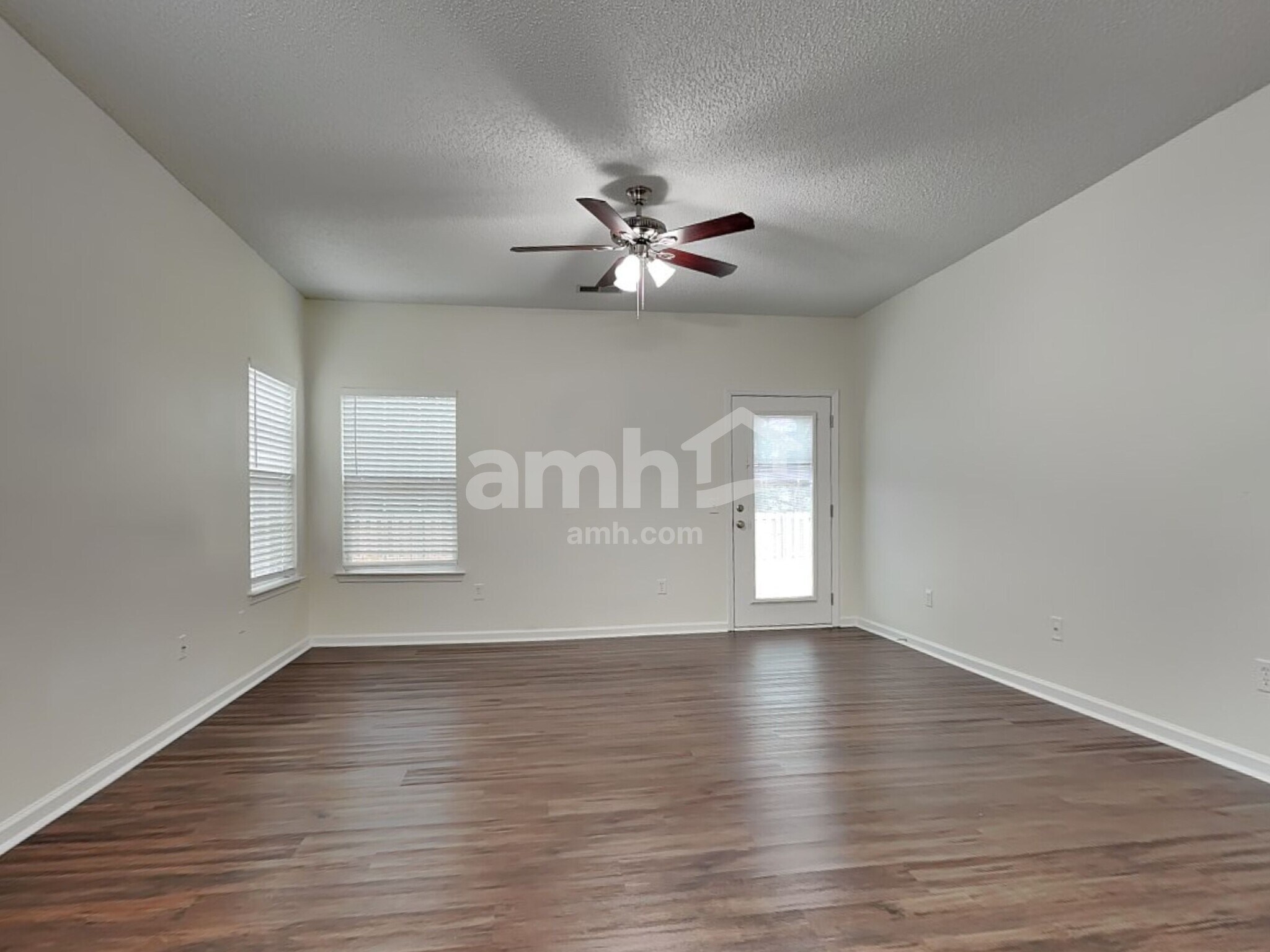 Building Photo - 116 Archwood Dr