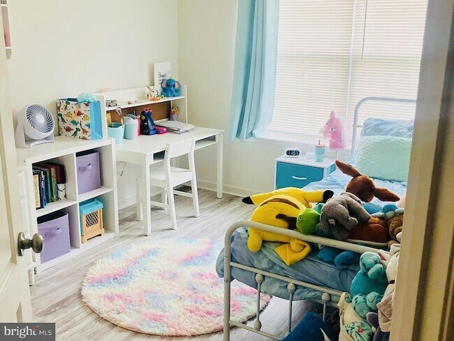 Building Photo - 4935 Laurel Valley Ln