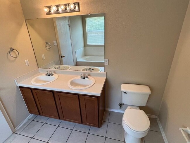 Building Photo - 209 Katy B Ln
