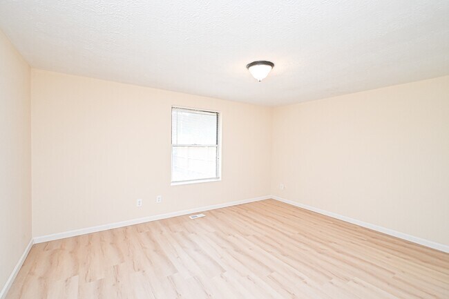 Building Photo - 6171 Little Creek Ct