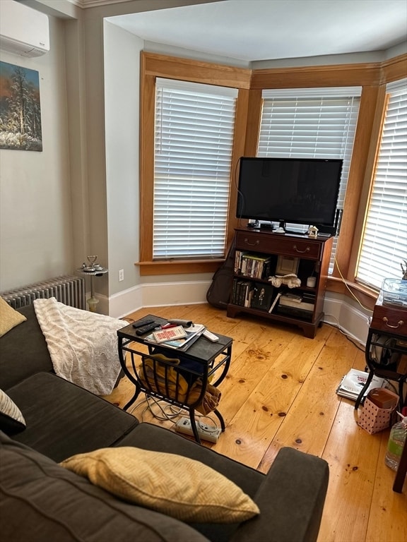 Building Photo - 179 Putnam St