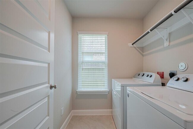 Building Photo - 11242 Pavonia Creek Ct
