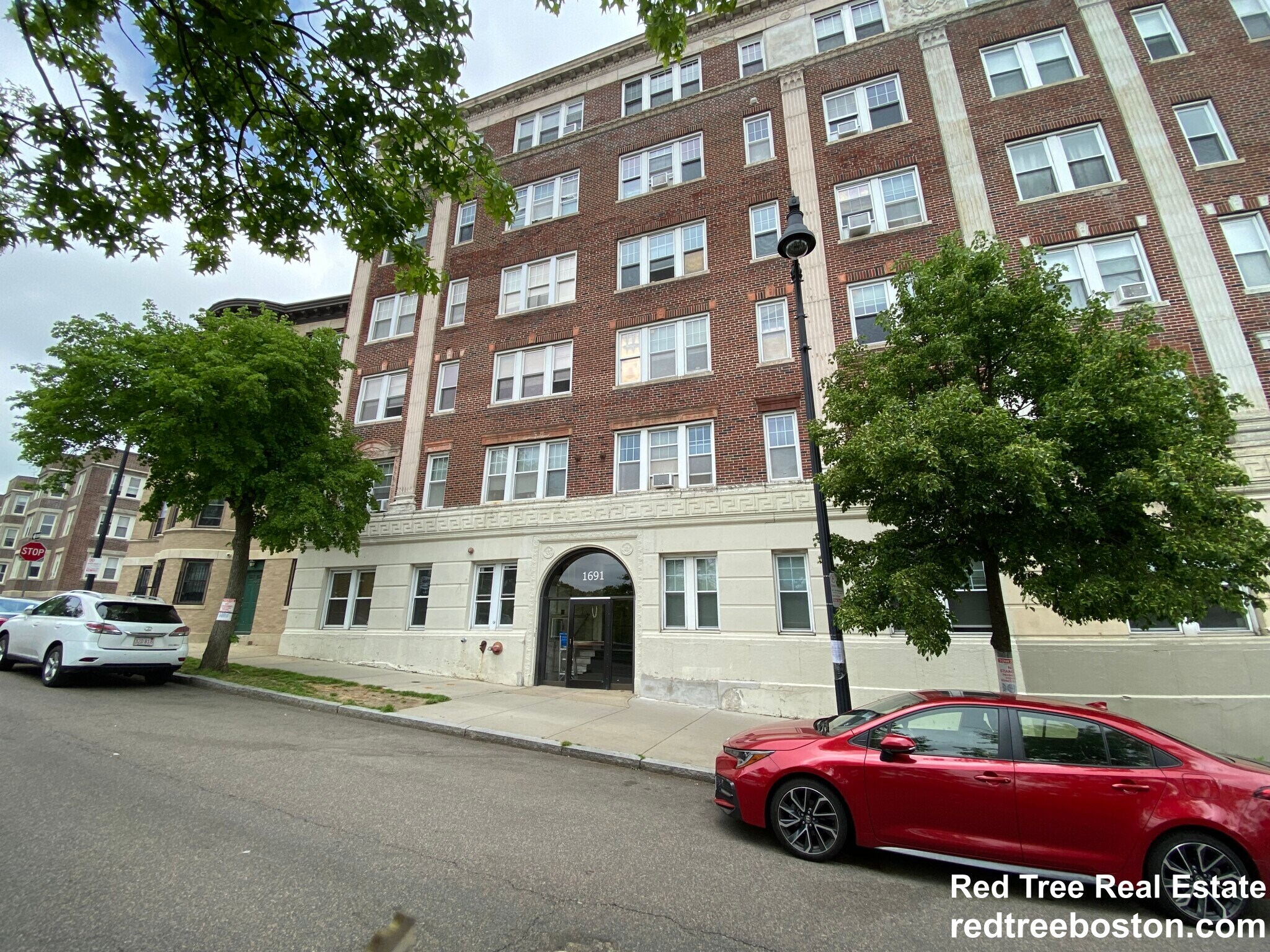Building Photo - 1691 Commonwealth Ave