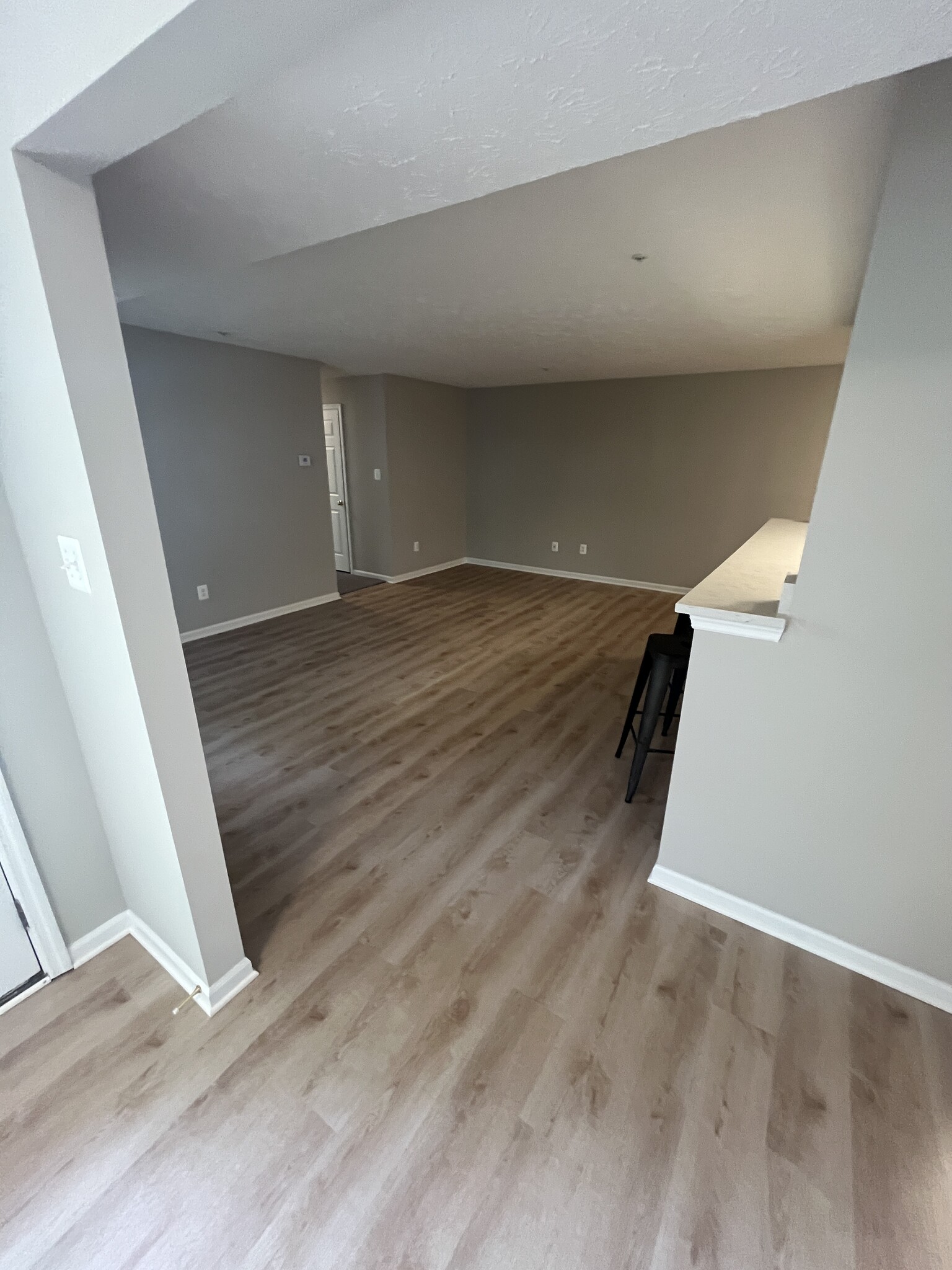 Building Photo - 904 Jessicas Ln