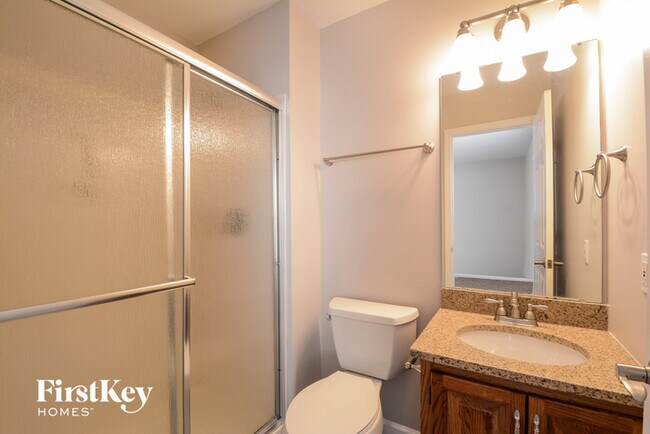 Building Photo - 641 Autumn Oaks Dr