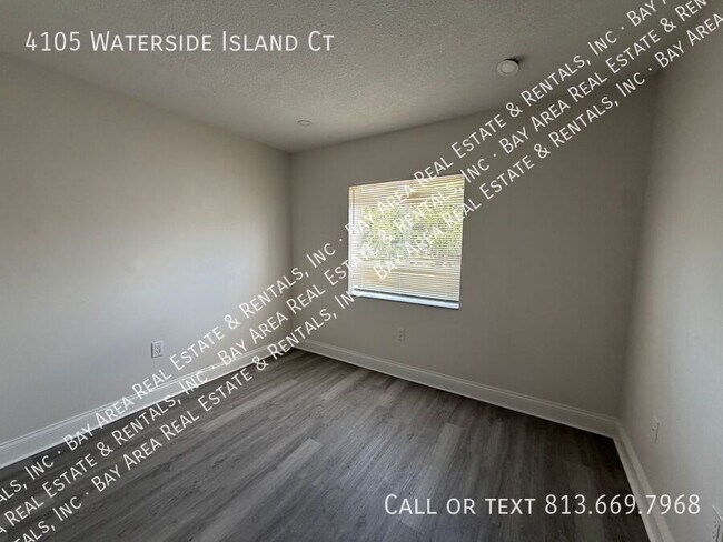 Building Photo - 4105 Waterside Island Ct