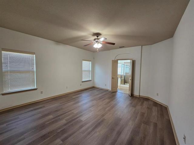 Building Photo - 10444 Merced Lake Rd