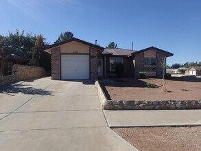 Building Photo - 11500 Bob Mitchell Dr