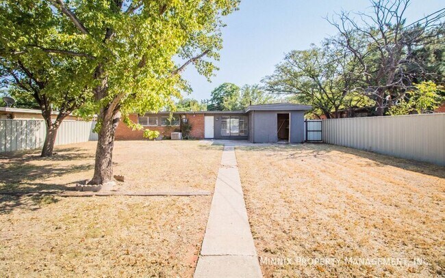 Building Photo - 2710 68th St