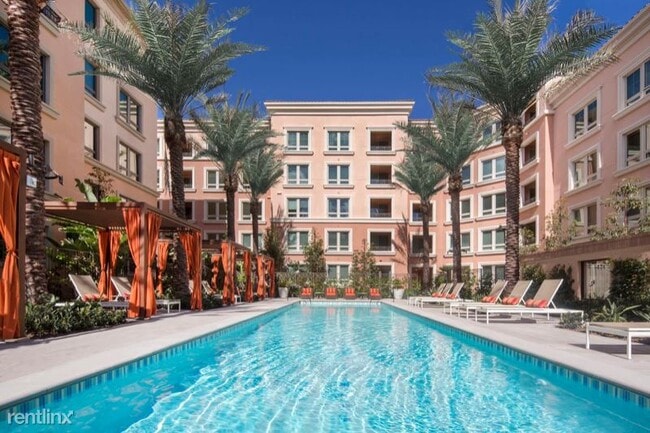 Building Photo - 2 br, 2 bath Condo - 3410 Montgomery Dr
